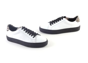 Custome Selection sneakers wit zebra (maat 36-42)